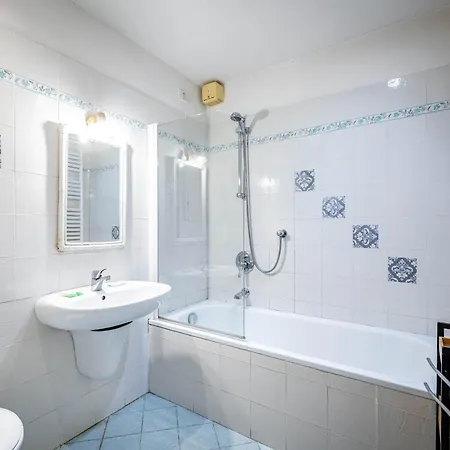Yid With Little Garden Apartment Florence